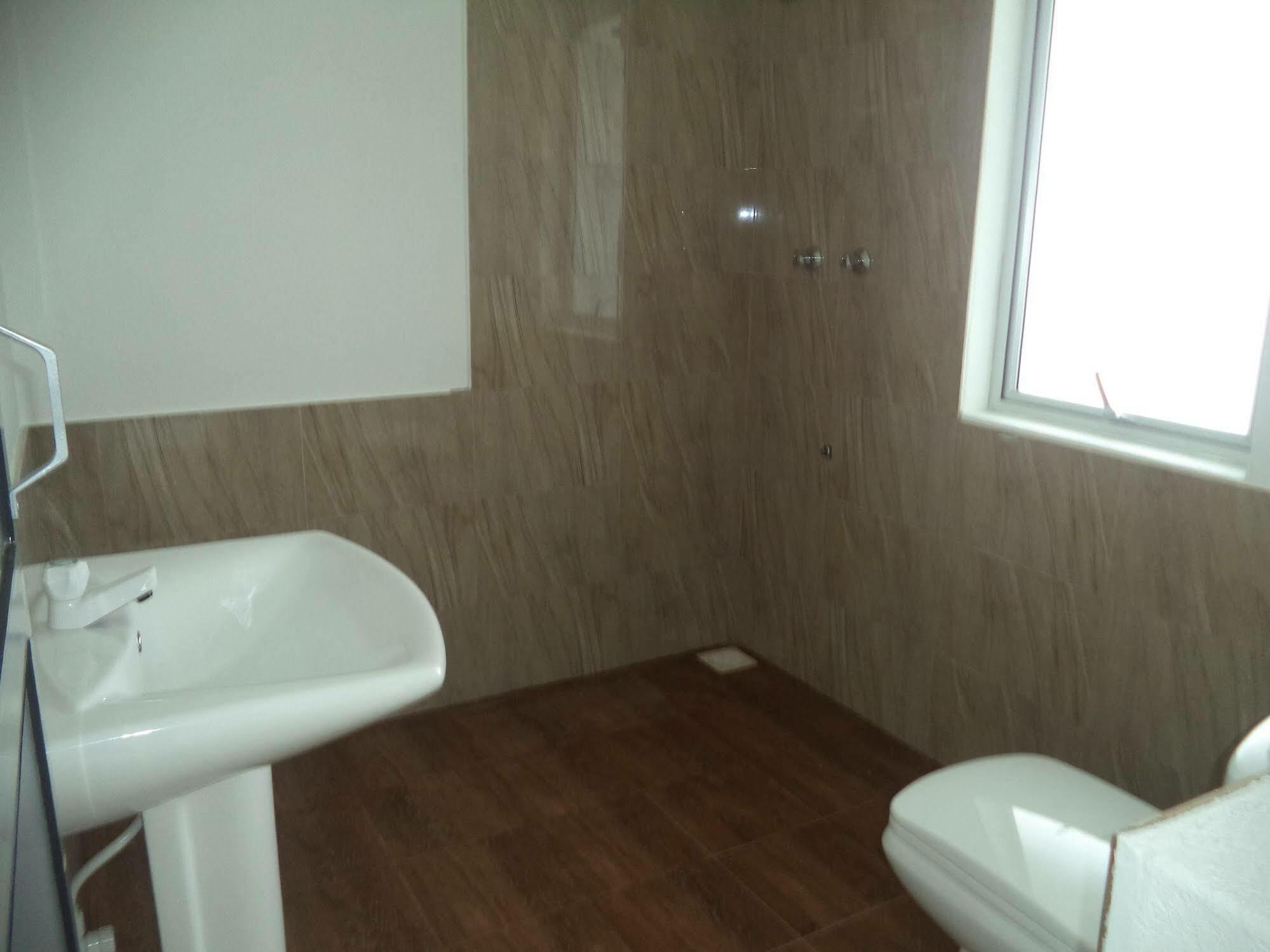 Saara Beach Hotel 마라윌라 외부 사진